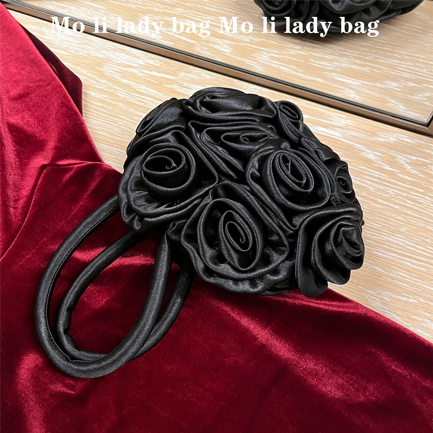 Retro Hand-held Oblique Handmade Flower Round Bag